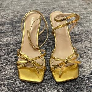 Gold Bow Accent Heels